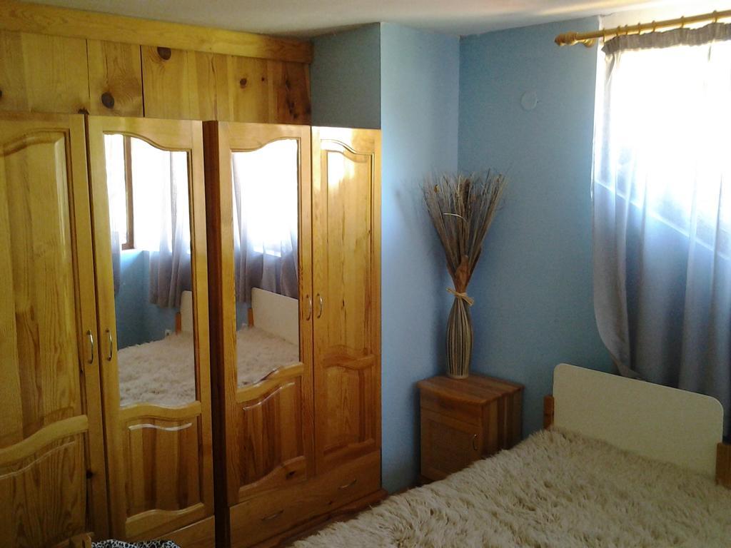 Sharkov Guest House Dolen  Cameră foto