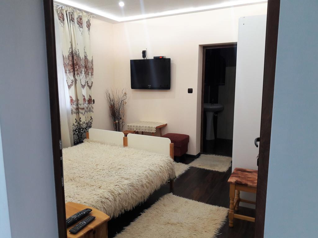 Sharkov Guest House Dolen  Exterior foto